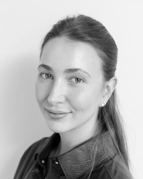 Selin Ergin'in siyah beyaz portresi